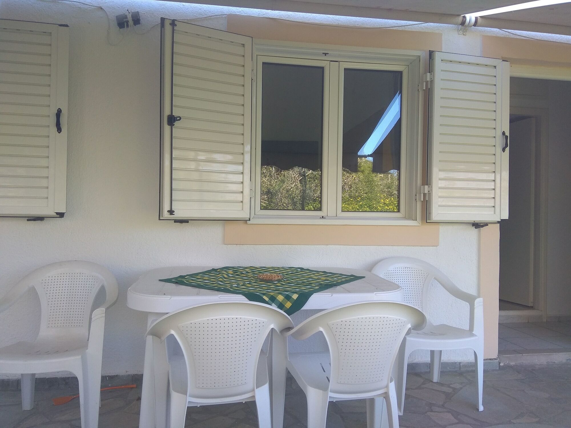 Roula'S Rooms Aegina Екстериор снимка